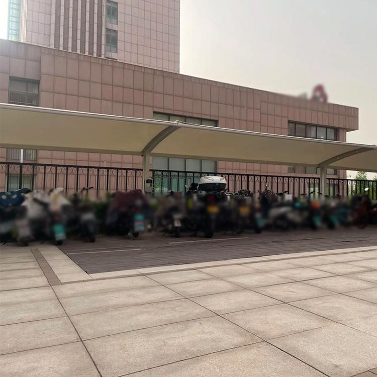 扎兰屯市膜结构电动车棚